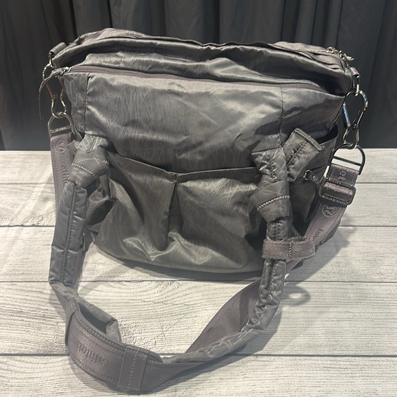 🍋Lululemon Athletica Triumph Large Gray Tote Gym Bag🍋 - Picture 8 of 16